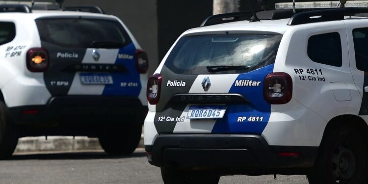 Homem é baleado no rosto dentro de carro em Cariacica